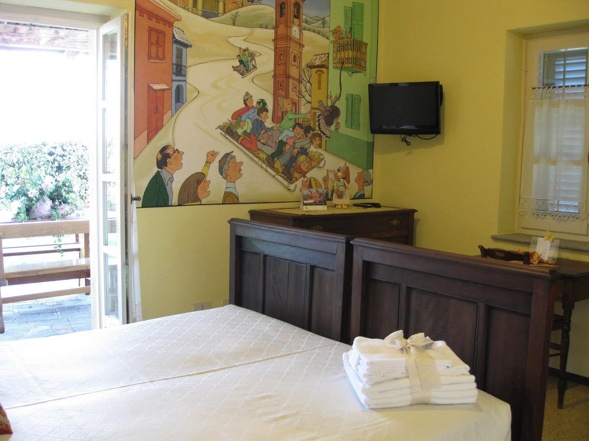 Agriturismo Cascina Ponchietta Montà Buitenkant foto