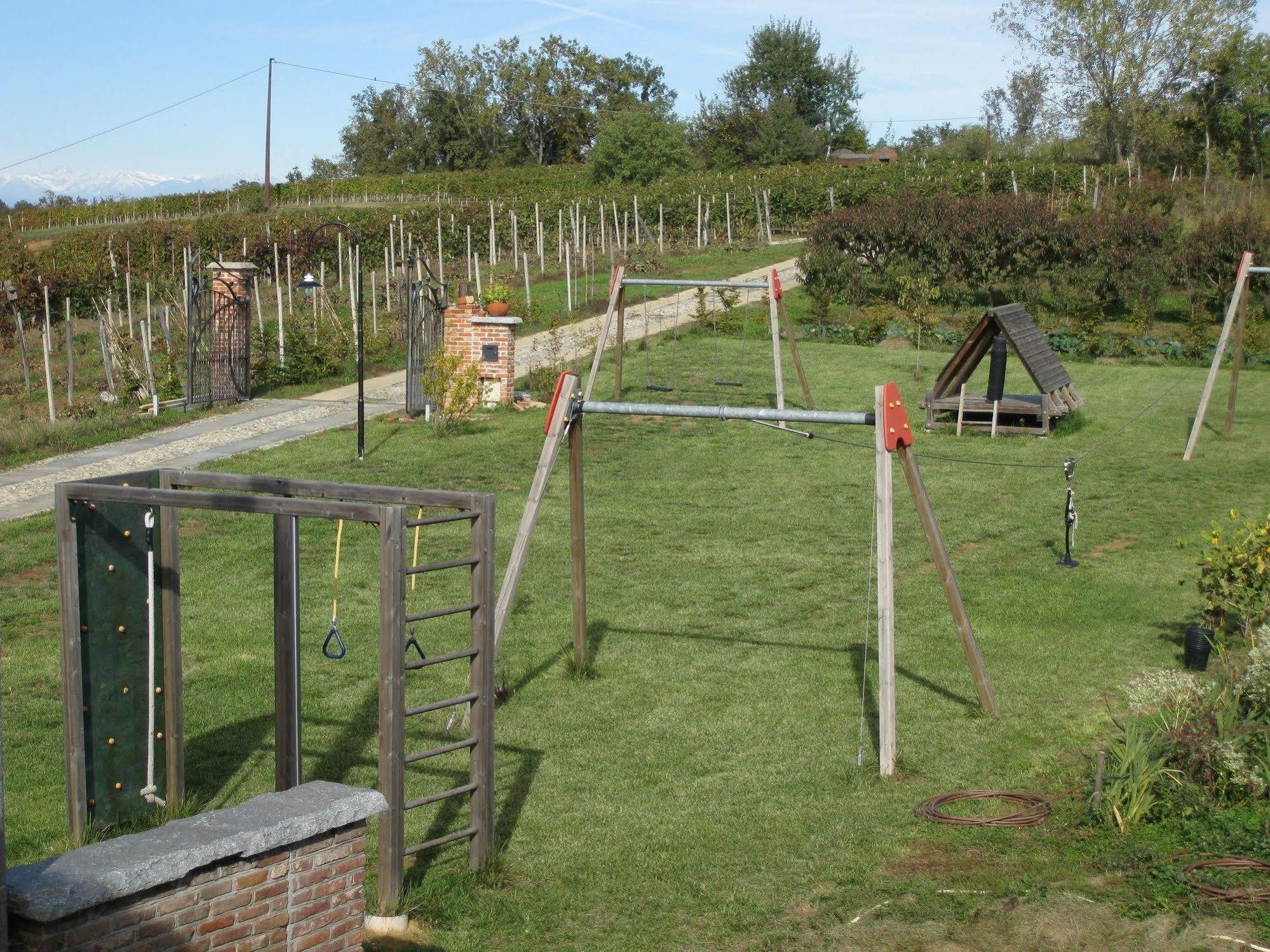 Agriturismo Cascina Ponchietta Montà Buitenkant foto