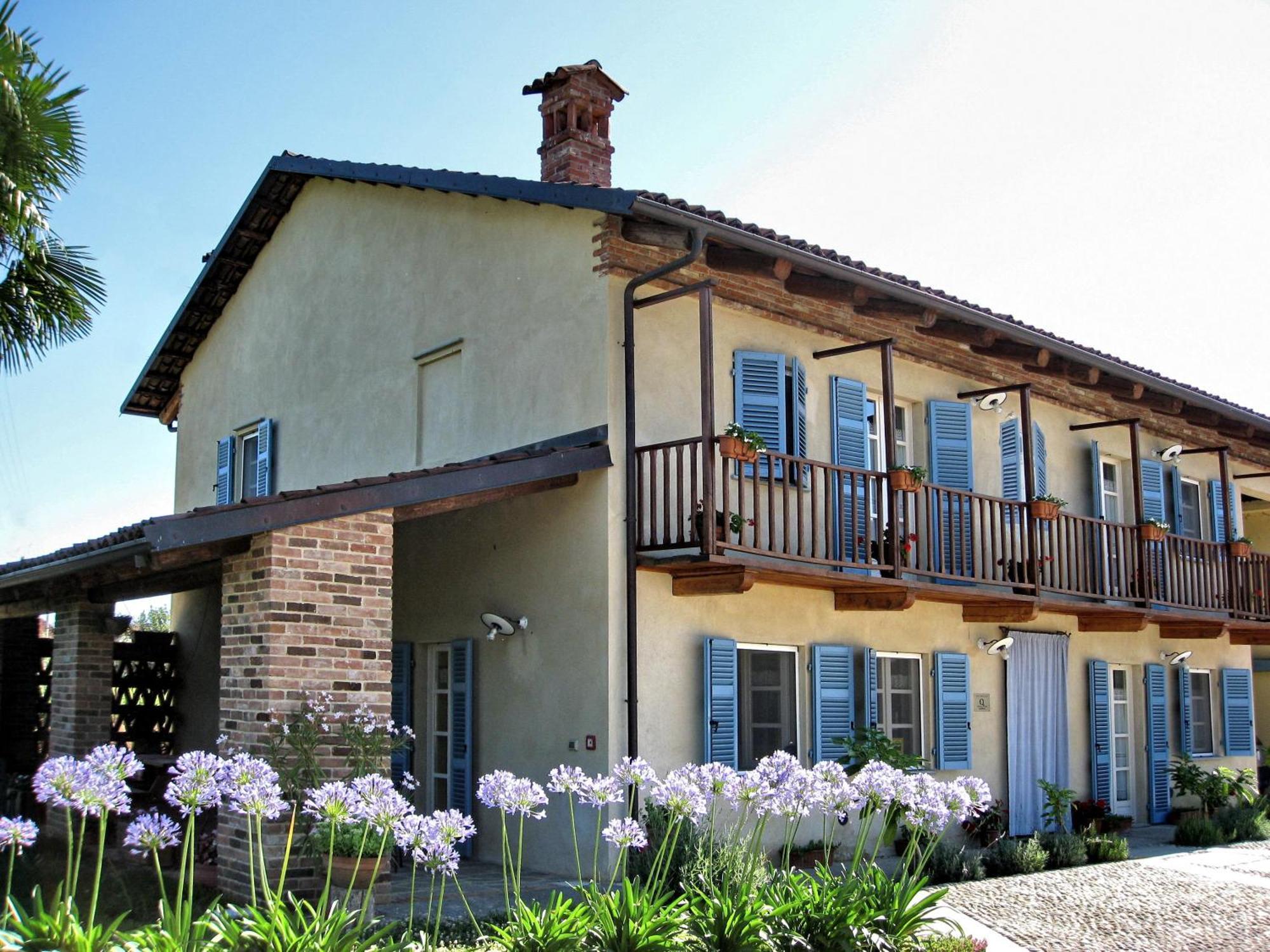 Agriturismo Cascina Ponchietta Montà Buitenkant foto